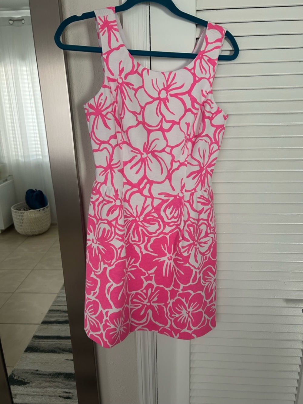 Lilly Pulitzer White and Hot Pink Floral Sheath Dress Sz M